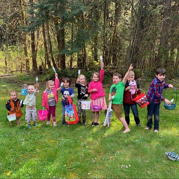 Meet your Posher, Suzanne - Picture 2 of 2